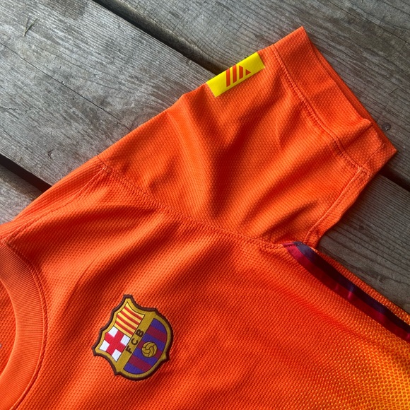 Barcelona Shirt - Picture 6 of 8